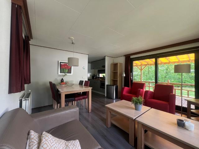 Woning te koop: Buinerweg 8 13 9 PG Ees Vastgoed Nederland
