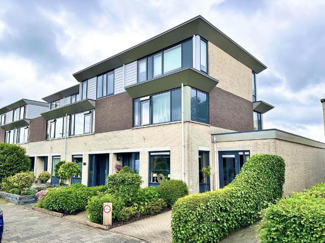 Woning te koop: Burgemeester Aalberslaan 106 2 CD Krimpen aan den IJssel Vastgoed Nederland