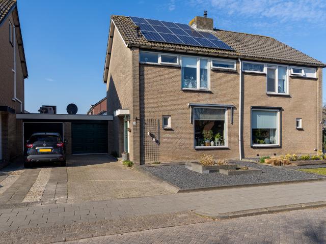 Woning te koop: Burgemeester H.Blokstraat 23 4286CB Almkerk Vastgoed Nederland