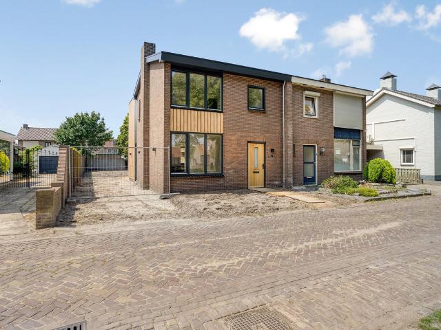 Woning te koop: Burgemeester Woltersstraat 54 5384KW Heesch Vastgoed Nederland
