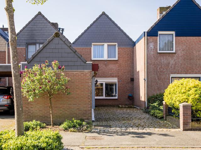 Woning te koop: Burgemeester Thomas Wackersstraat 10A 6041AL Roermond Vastgoed Nederland