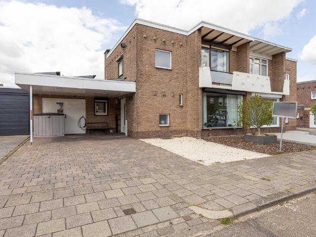 Woning te koop: Clausstraat 20 6373JR Landgraaf Vastgoed Nederland