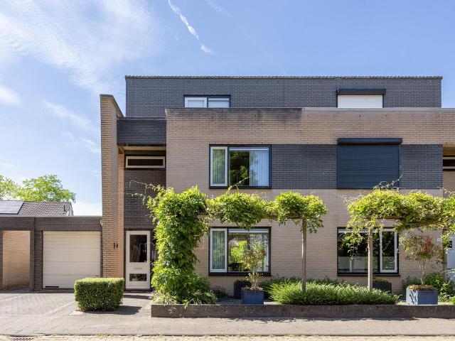 Woning te koop: Cruijsberg 31 5384MV Heesch Vastgoed Nederland