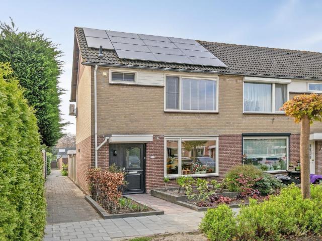 Woning te koop: Dauwdruppelhof 20 4793CJ Fijnaart Vastgoed Nederland
