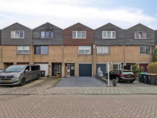Woning te koop: Dennenstraat 25 2982CG Ridderkerk Vastgoed Nederland