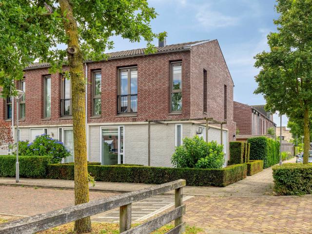 Woning te koop: Donkervoortseloop 18 5384WC Heesch Vastgoed Nederland