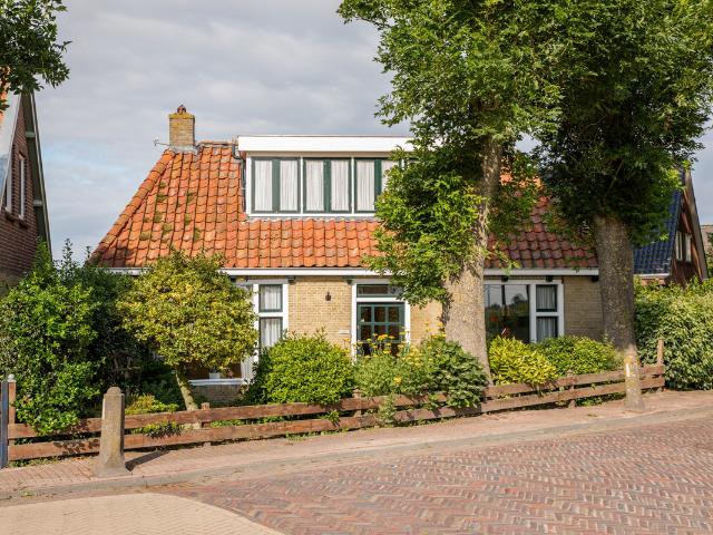 Woning te koop: Dorpsweg 27 8755JH Idsegahuizum Vastgoed Nederland