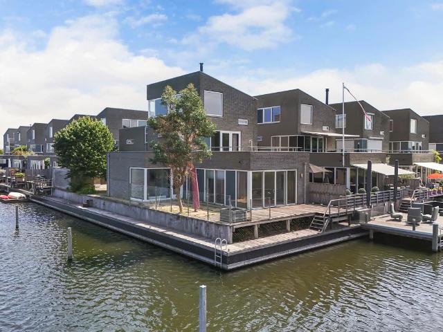 Woning te koop: Drijfanker 51 1319DC Almere Vastgoed Nederland