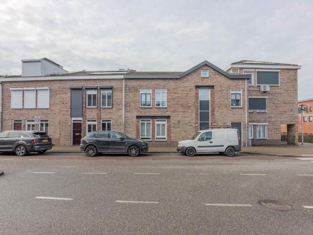 Woning te koop: Eerste Heulbrugstraat 2 3201BE Spijkenisse Vastgoed Nederland