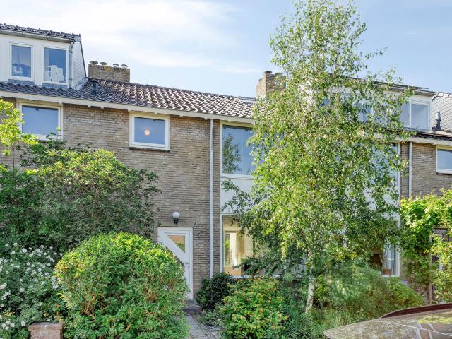 Woning te koop: Floris Versterlaan 23 2343RV Oegstgeest Vastgoed Nederland