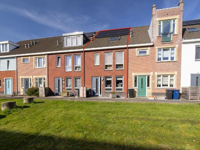 Woning te koop: Freyjaplantsoen 120 1 WB Almere Vastgoed Nederland