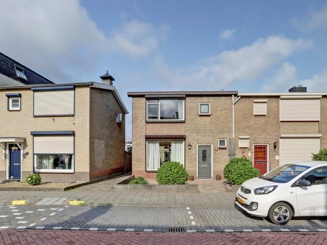 Woning te koop: Goudenregenstraat 32 4651MT Steenbergen Vastgoed Nederland