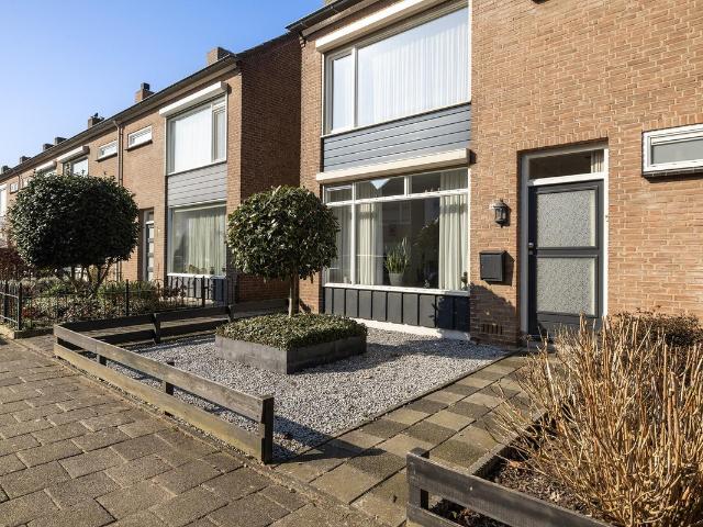 Woning te koop: Graaf Janstraat 26 4931HM Geertruidenberg Vastgoed Nederland