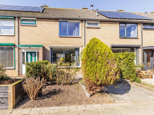 Woning te koop: Hazelaarstraat 125 3 XH Puttershoek Vastgoed Nederland