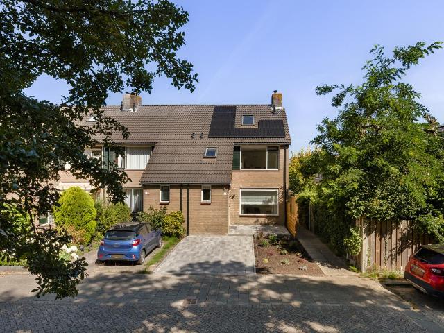 Woning te koop: Hoornklaver 1 3069DE Rotterdam Vastgoed Nederland
