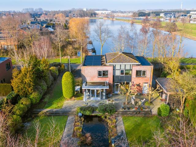 Woning te koop: Hollandse Hout 318 8 GN Lelystad Vastgoed Nederland