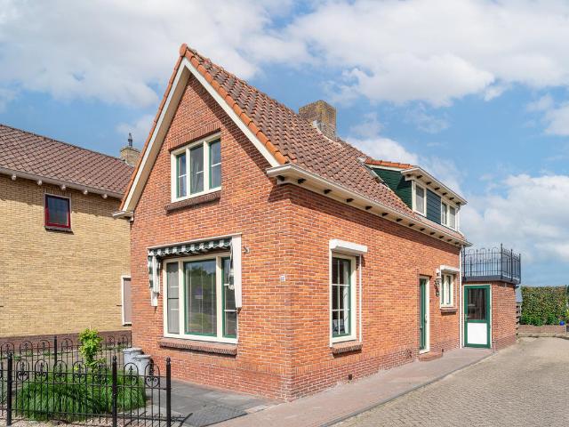 Woning te koop: Horn 32 1614LV Lutjebroek Vastgoed Nederland