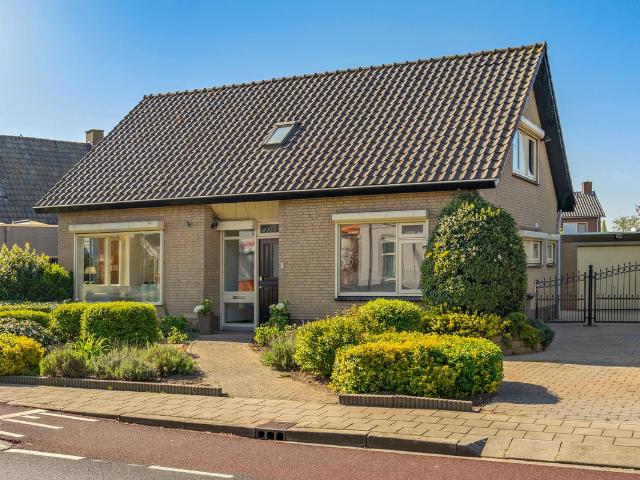 Woning te koop: Iepenstraat 1 6687AA Angeren Vastgoed Nederland