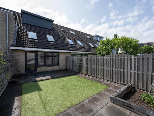 Woning te koop: IJsbeerpad 7 1338BT Almere Vastgoed Nederland