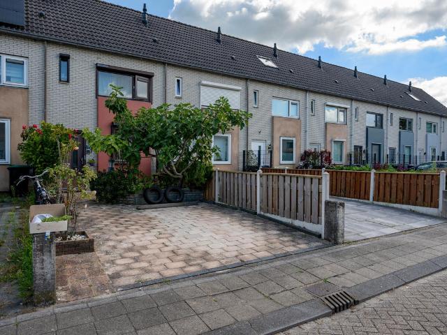 Woning te koop: Jan Rijksenstraat 158 1 NX Almere Vastgoed Nederland