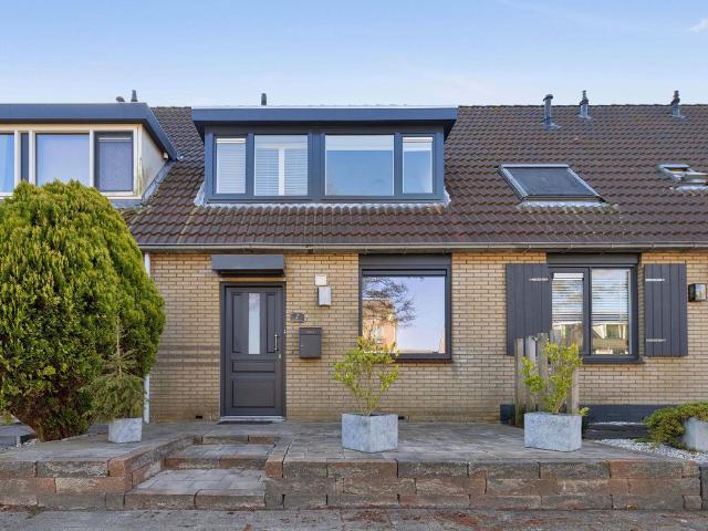 Woning te koop: Jan van Brakelpad 7 3223RB Hellevoetsluis Vastgoed Nederland