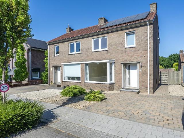 Woning te koop: Kapelweg 32 6121JC Born Vastgoed Nederland