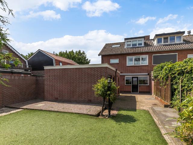 Woning te koop: Koningin Wilhelminastraat 9 3751DD Bunschoten Spakenburg Vastgoed Nederland