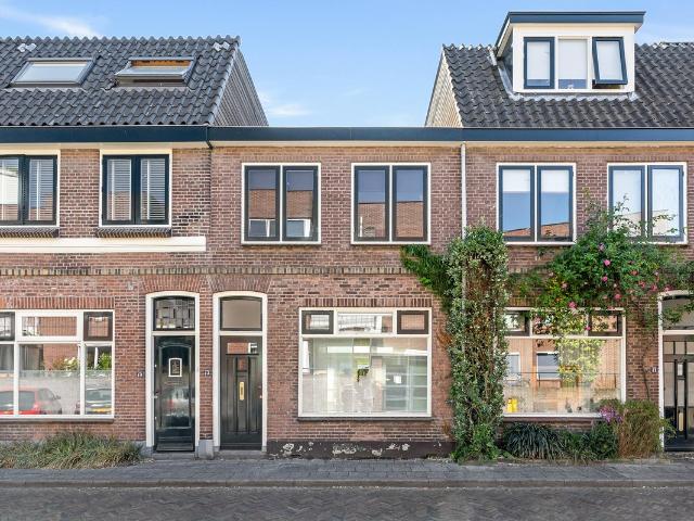 Woning te koop: Lange Beekstraat 73 3817AM Amersfoort Vastgoed Nederland