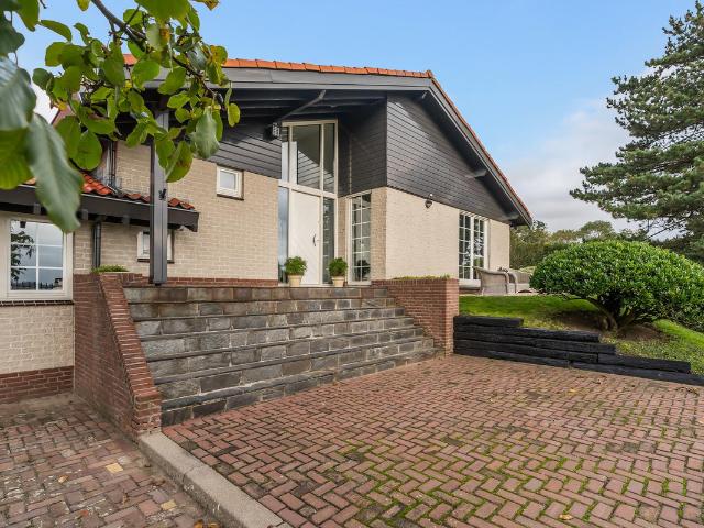 Woning te koop: Lange Eendragtsweg 2 3284KL Zuid Beijerland Vastgoed Nederland