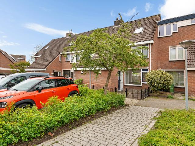 Woning te koop: Langetuin 148 1 JH Zwaag Vastgoed Nederland