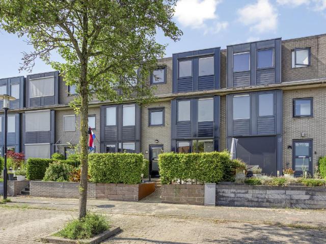 Woning te koop: Lage Geeren 14 3828TA Hoogland Vastgoed Nederland