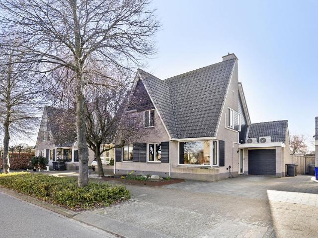 Woning te koop: Martin Luther Kinglaan 202 3 RE Hellevoetsluis Vastgoed Nederland