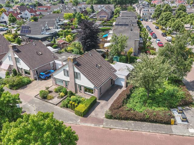Woning te koop: Mastenbroek 2 8302JX Emmeloord Vastgoed Nederland