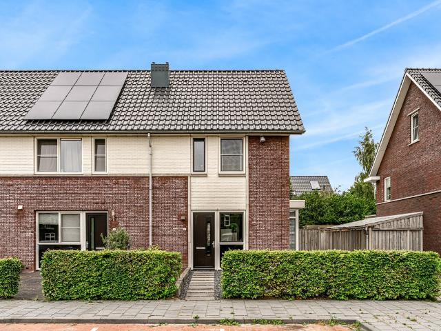 Woning te koop: Mathilde Wibautsingel 53 8302WR Emmeloord Vastgoed Nederland