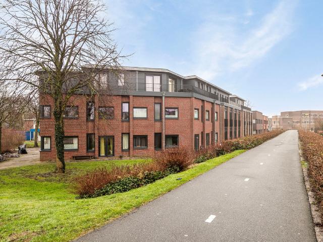 Woning te koop: Meenthoek 9 10 8 BS Lelystad Vastgoed Nederland