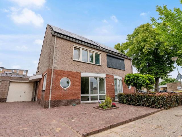 Woning te koop: Meidoornlaan 4 5931SG Tegelen Vastgoed Nederland