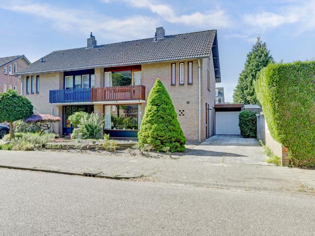 Woning te koop: Melkweg 2 5527CZ Hapert Vastgoed Nederland