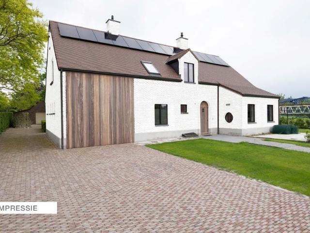 Woning te koop met 5 slaapkamers
