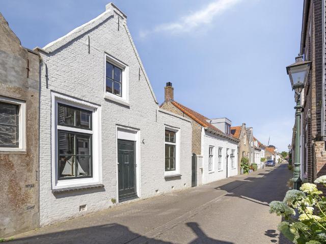 Woning te koop: Molenstraat 17 4318BS Brouwershaven Vastgoed Nederland