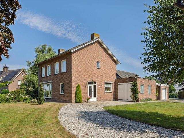 Woning te koop: Molenweg 20 5396NA Lithoijen Vastgoed Nederland