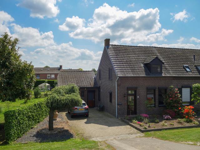 Woning te koop: Napoleonsweg 17 6086AB Neer Vastgoed Nederland