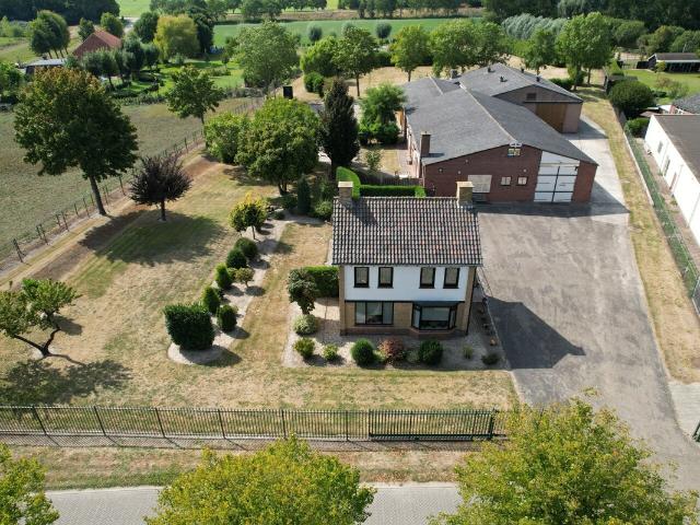Woning te koop: Nieuw Vossemeersedijk 1 4681RG Nieuw Vossemeer Vastgoed Nederland