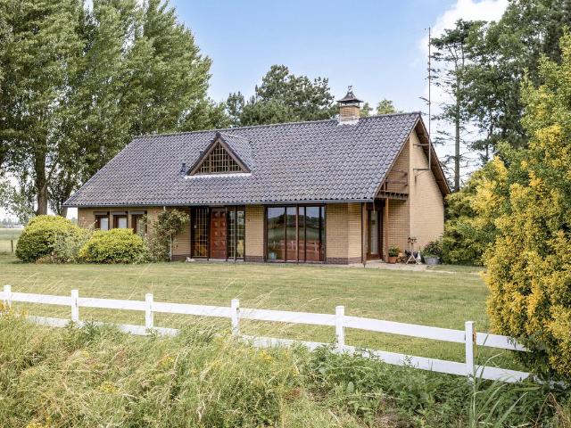 Woning te koop: Nieuwe Ellestraat 2 4566BG Heikant Vastgoed Nederland
