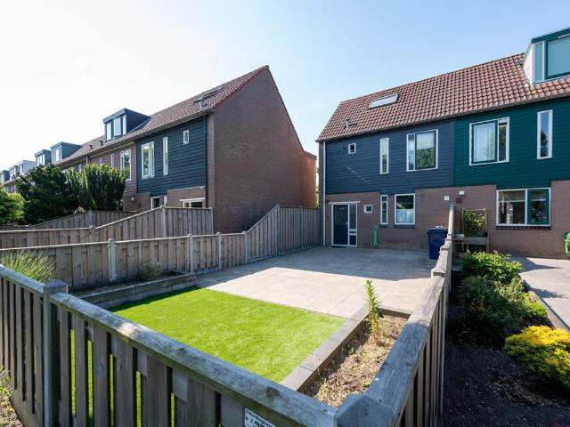 Woning te koop: Nijmegenweg 8 1324JC Almere Vastgoed Nederland