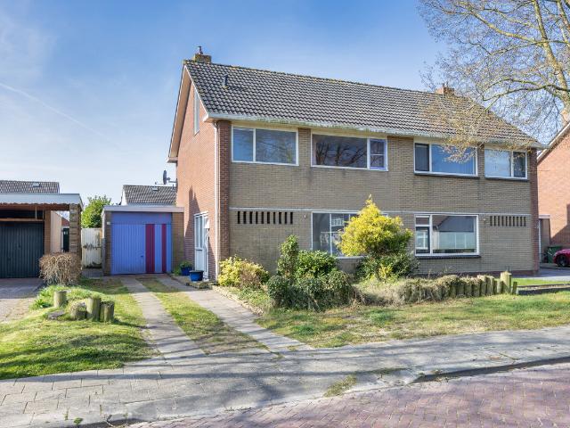 Woning te koop: Oostenveldseweg 37 8723AM Koudum Vastgoed Nederland