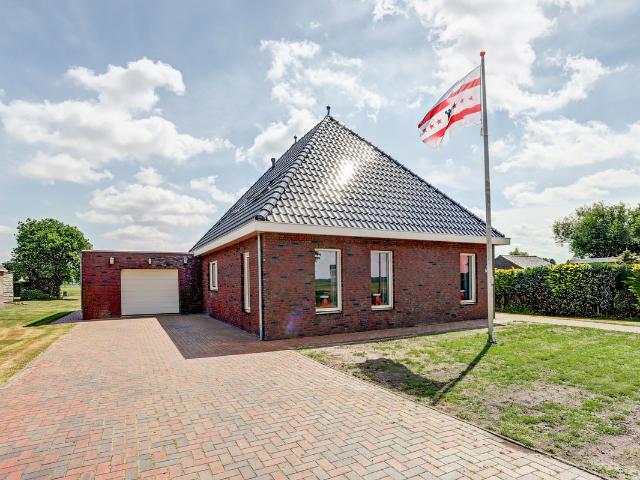Woning te koop: Oosterdiep OZ 100 7 CV Emmer Compascuum Vastgoed Nederland
