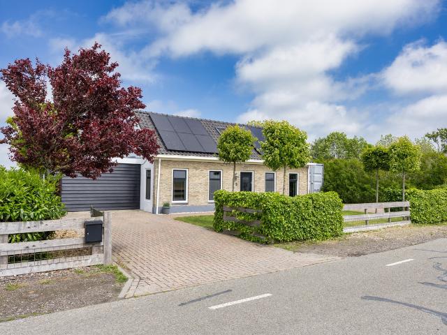 Woning te koop: Oosterlaan 5 8746ND Schraard Vastgoed Nederland