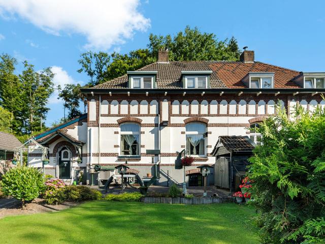 Woning te koop: Onze Lieve Vrouwestraat 2 6371HM Landgraaf Vastgoed Nederland