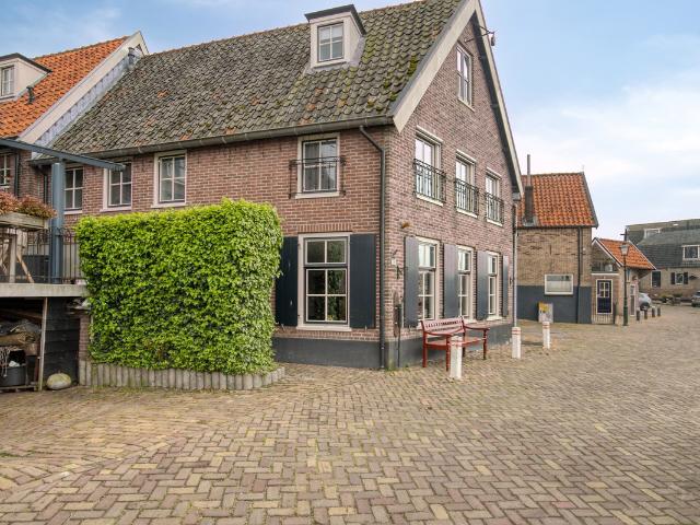 Woning te koop: Oude Haven 19 3751AK Bunschoten Spakenburg Vastgoed Nederland