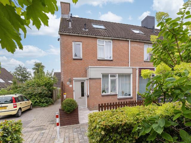 Woning te koop: Paardebloem 73 1689RR Zwaag Vastgoed Nederland